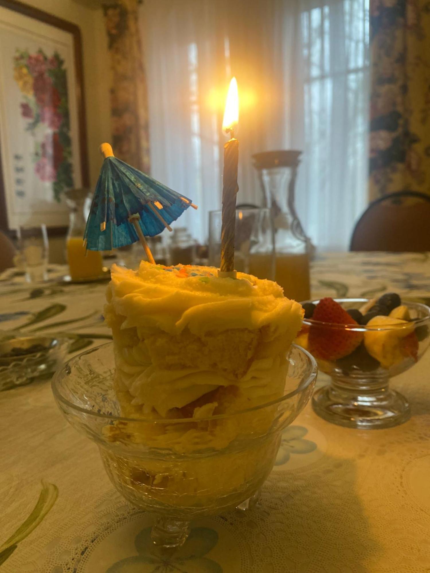 Blue Spruce Bed And Breakfast Muskoka Грейвънхърст Екстериор снимка